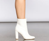 Immer so polierte High Heel-Stiefel